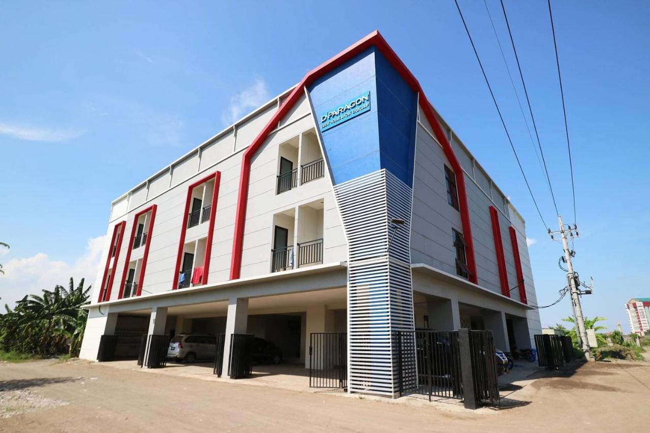 Dparagon Kalijudan Surabaya Bagian luar foto
